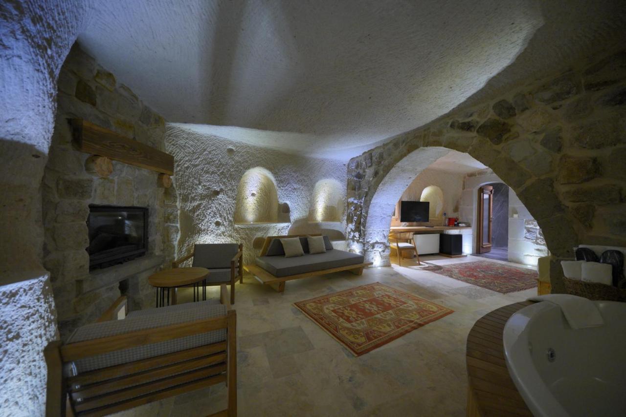 Kappadoks Cave Hotel Uchisar Exterior photo