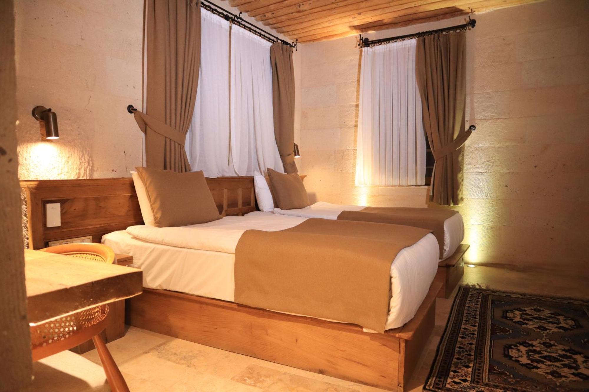 Kappadoks Cave Hotel Uchisar Exterior photo
