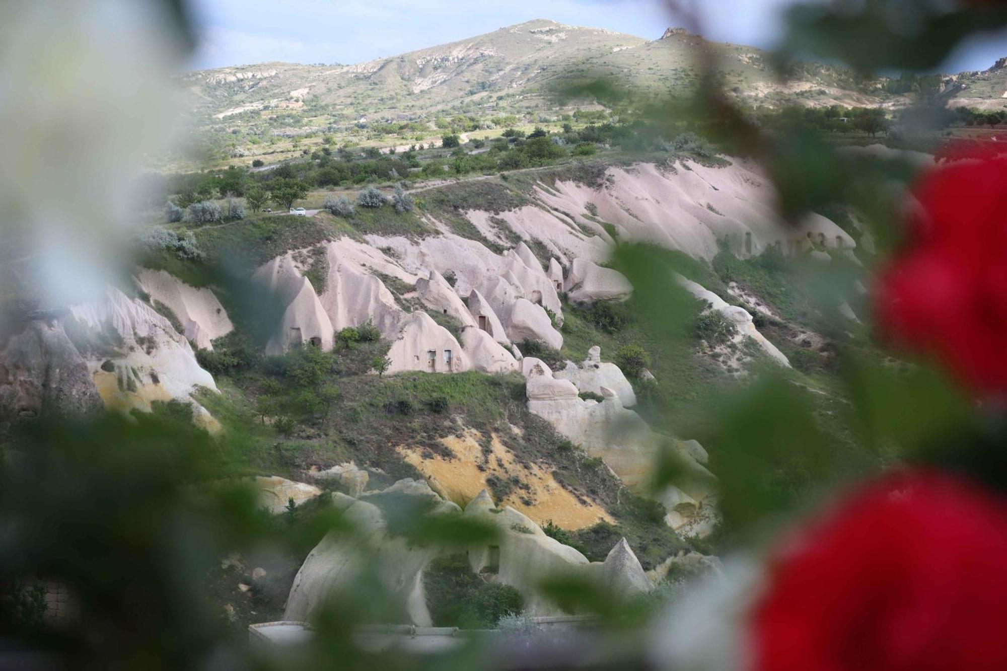 Kappadoks Cave Hotel Uchisar Exterior photo